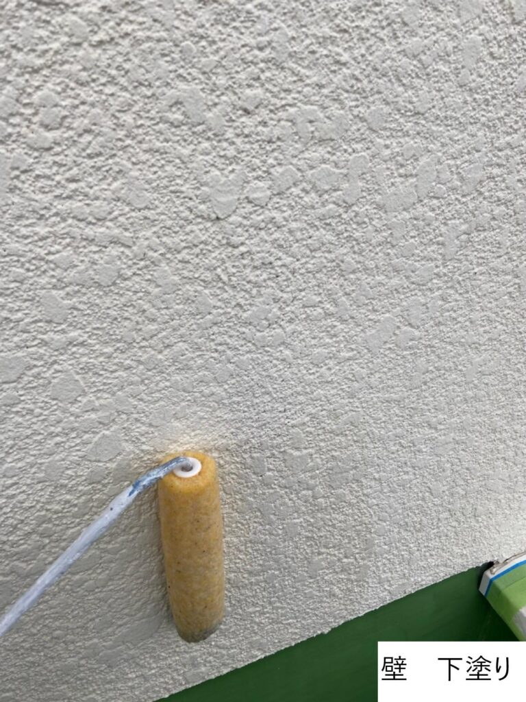 ２階部分の外壁塗装です。<br />
外壁塗装1回目